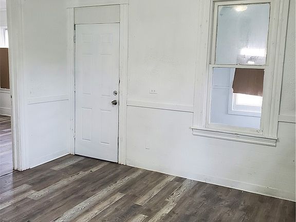 4th image of 23 Wolff St