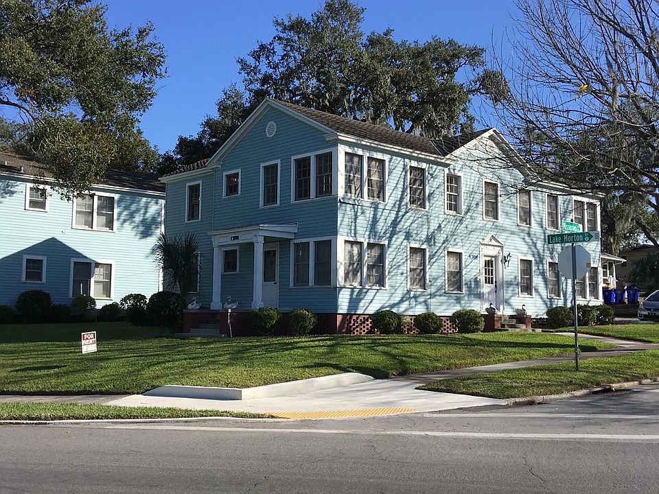Apartment Building (top floor, facing Lake)