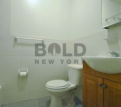 4th image of 405 W 44th St APT 2W