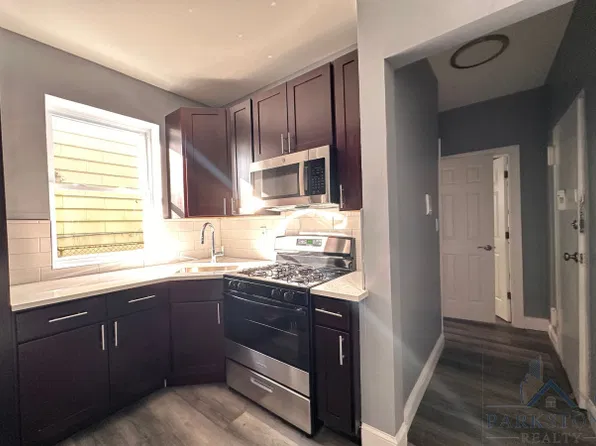 149 Zabriskie St, Jersey City, NJ