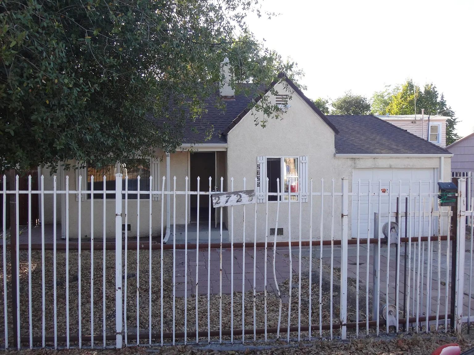 2725 Clay St photo 1
