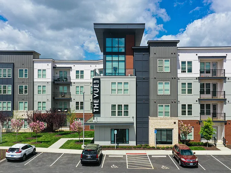 The Vue at Westchester Commons — Photo 31