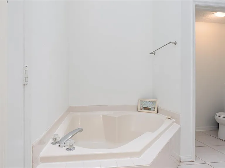 254 Oak Park Pl — Photo 12