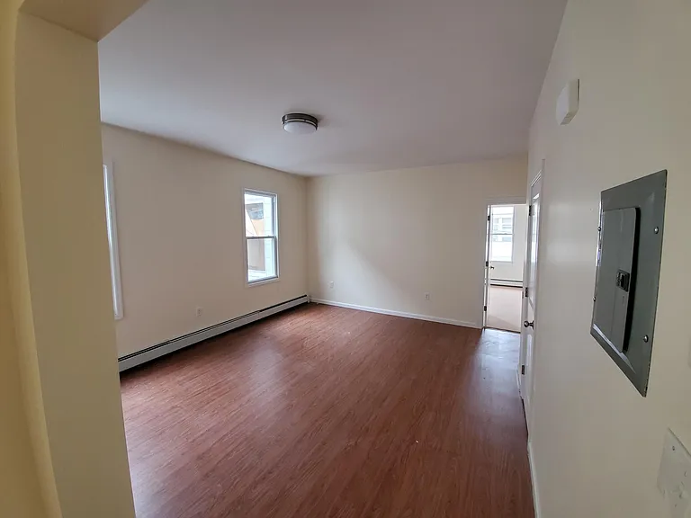 140 Clinton Pl #3 — Photo 21