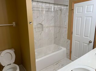 17654 Hackberry Ct, Eden Prairie, MN 55347