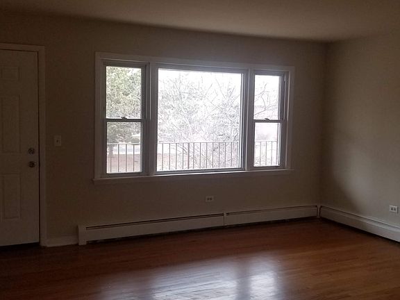 4th image of 145 Dover Dr APT 17