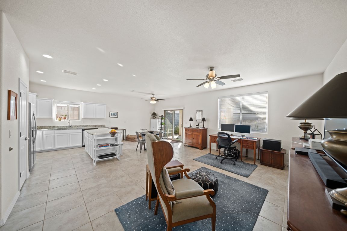 next background image