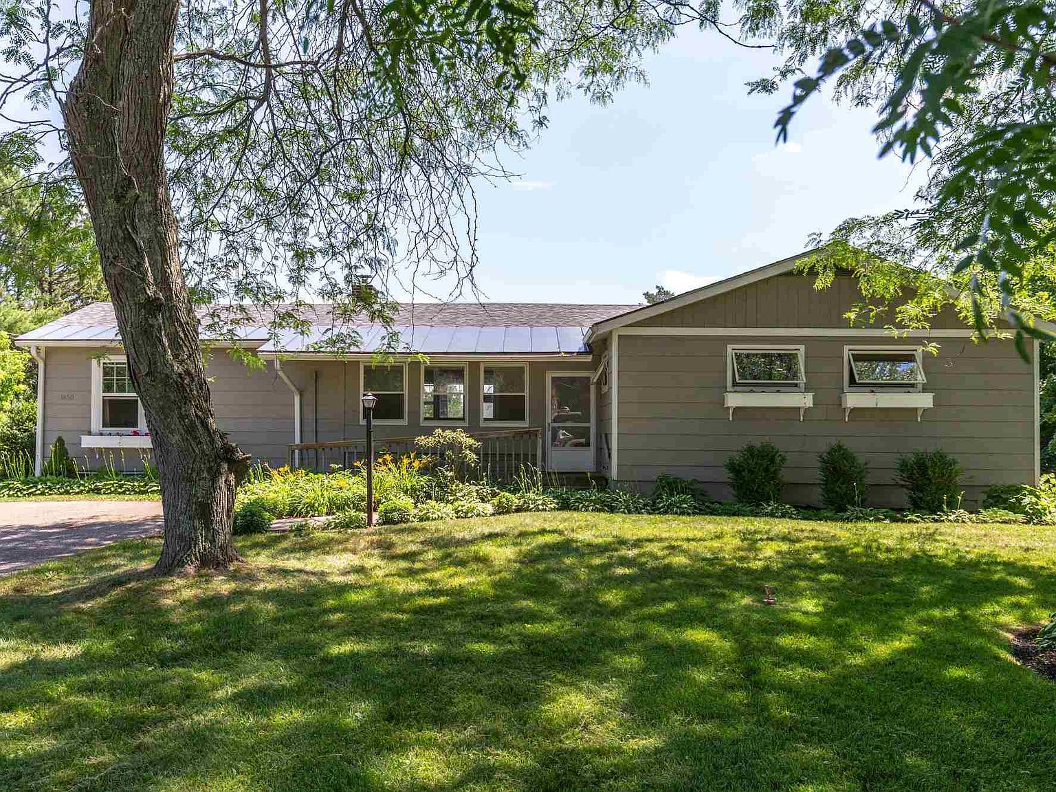 1450 Hinesburg Road, S Burlington, VT 05403 Zillow