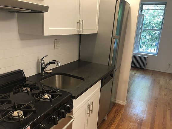 4th image of 22 King St APT 12