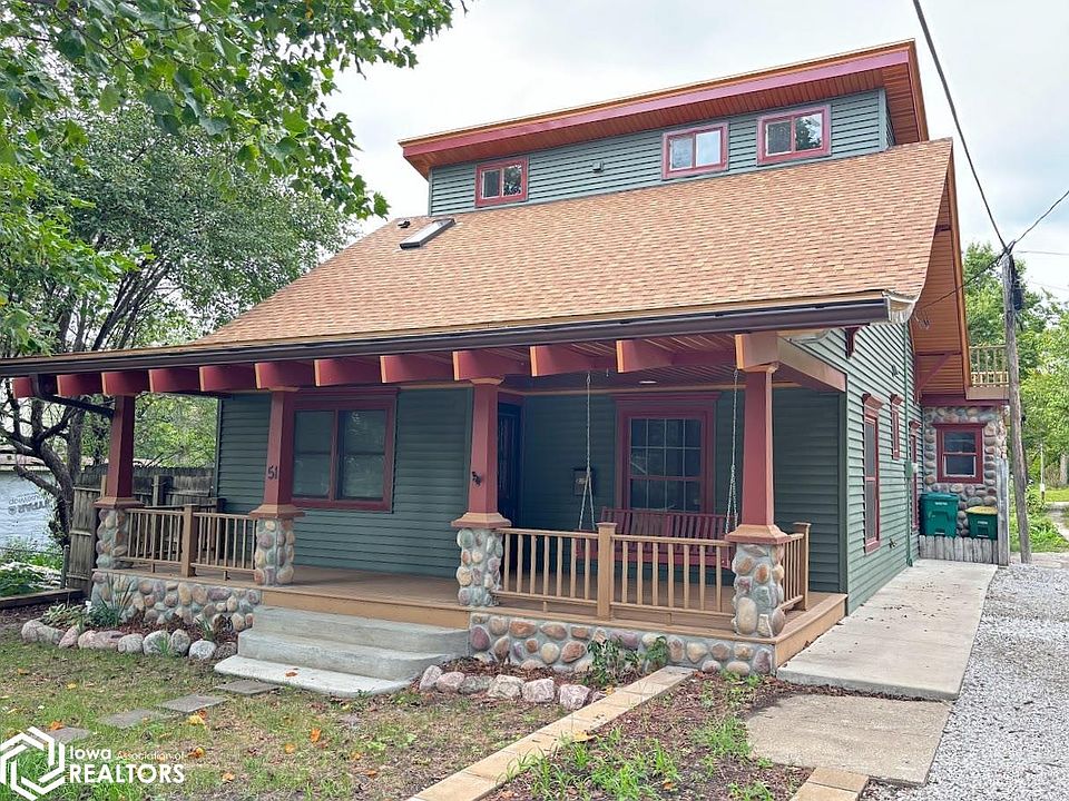 1st image of 51 W Kirkwood Ave