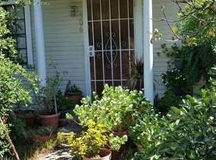 506 Raymond Dr, Pasadena, CA 91107