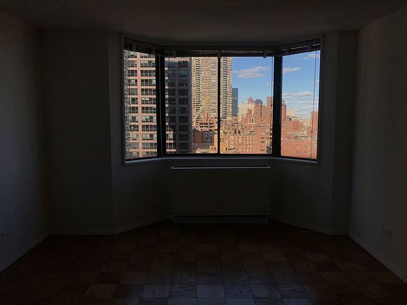 3rd image of 429 E 52nd St APT 25J