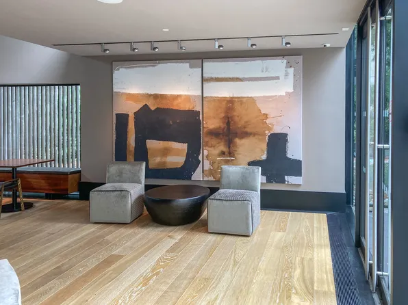 99 Warren Street image 35 of 39