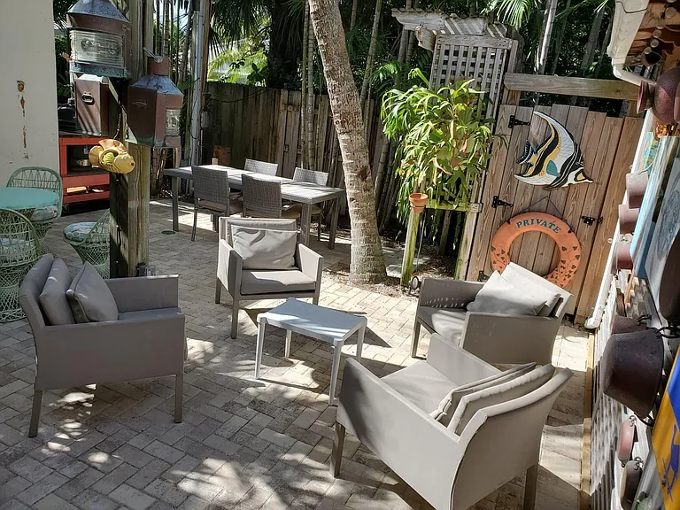 226 NE 1st Ave #KEY LIME — Photo 47