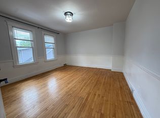 225 E Oakridge St #2, Ferndale, MI 48220