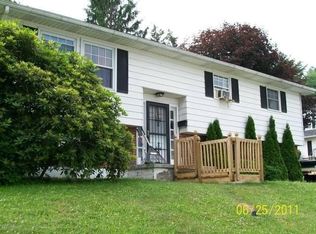 310 Hobson St, Mill Hall, PA 17751