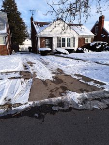 9234 E Piedmont St N, Detroit, MI, 48228