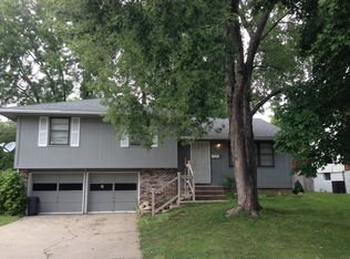6700 E 140th Ter, Grandview, MO 64030