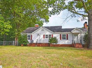 500 Wood Rd, Taylors, SC 29687