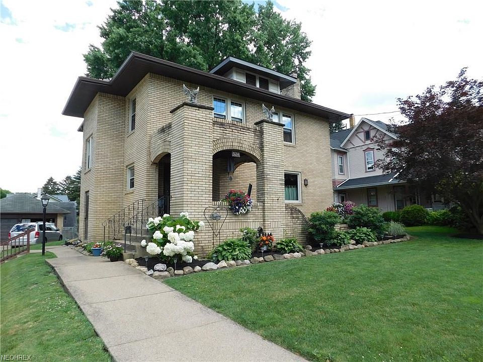 1st image of 524 S Main St