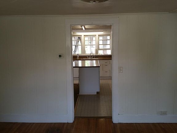 3rd image of 128 Ontario St #2