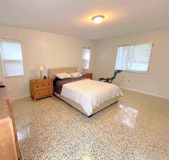 400 Miller Rd — Photo 14