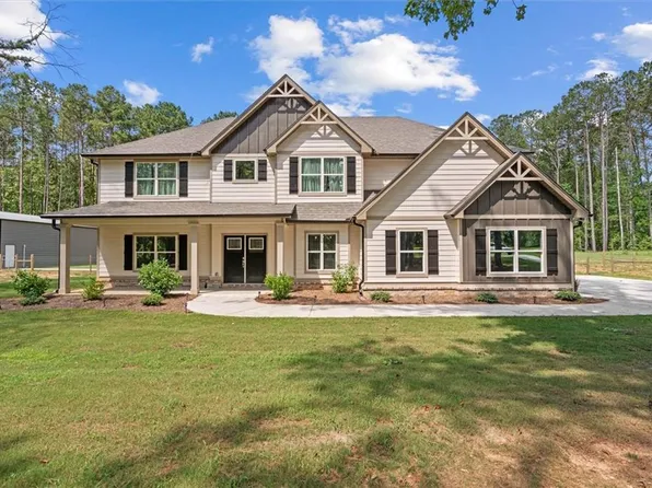337 Paynes Lake Rd, Carrollton, GA 30116
