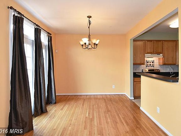 4th image of 14844 Links Pond Cir