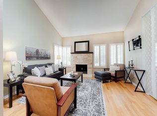 1949 Village Wood Rd, Encinitas, CA 92024