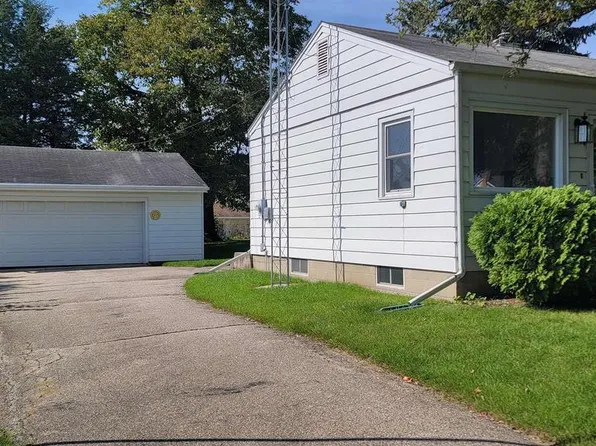 536 South 5th Street, Delavan, WI 53115