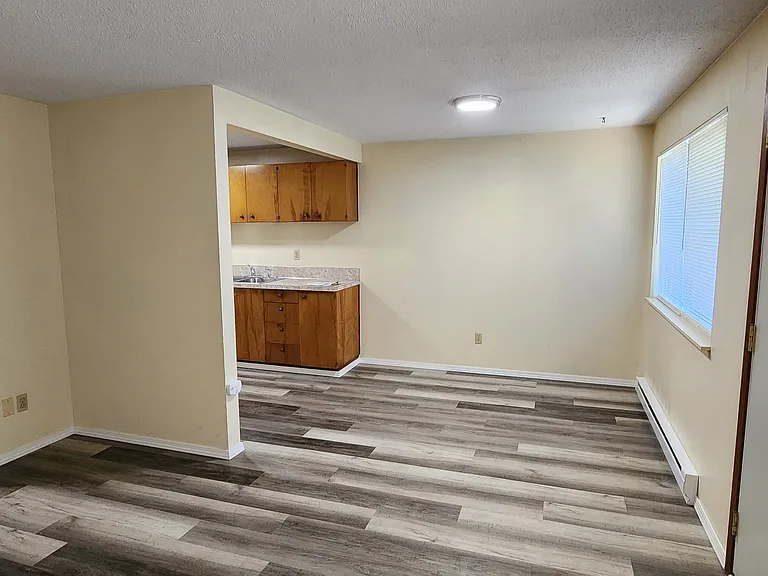 624 W Cedar St #11 — Photo 2