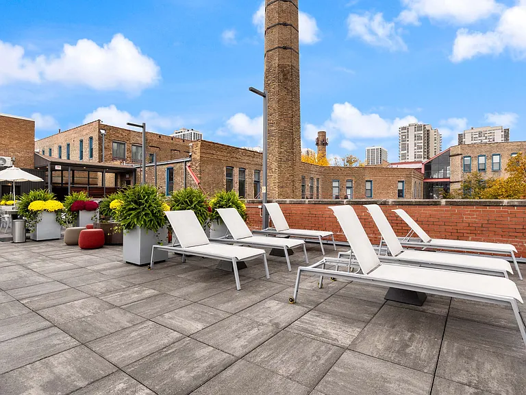 Cobbler Square Lofts — Photo 30