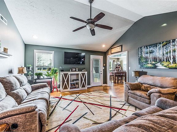 5th image of 5517 Aquifer Ct