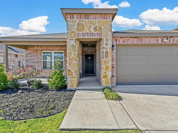 2008 Village Creek Ln, Denton, TX 76208