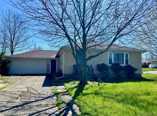 5 Waltercrest Ter, Buffalo, NY 14224