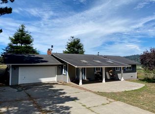 525 Hookton Cemetary Rd, Loleta, CA 95551