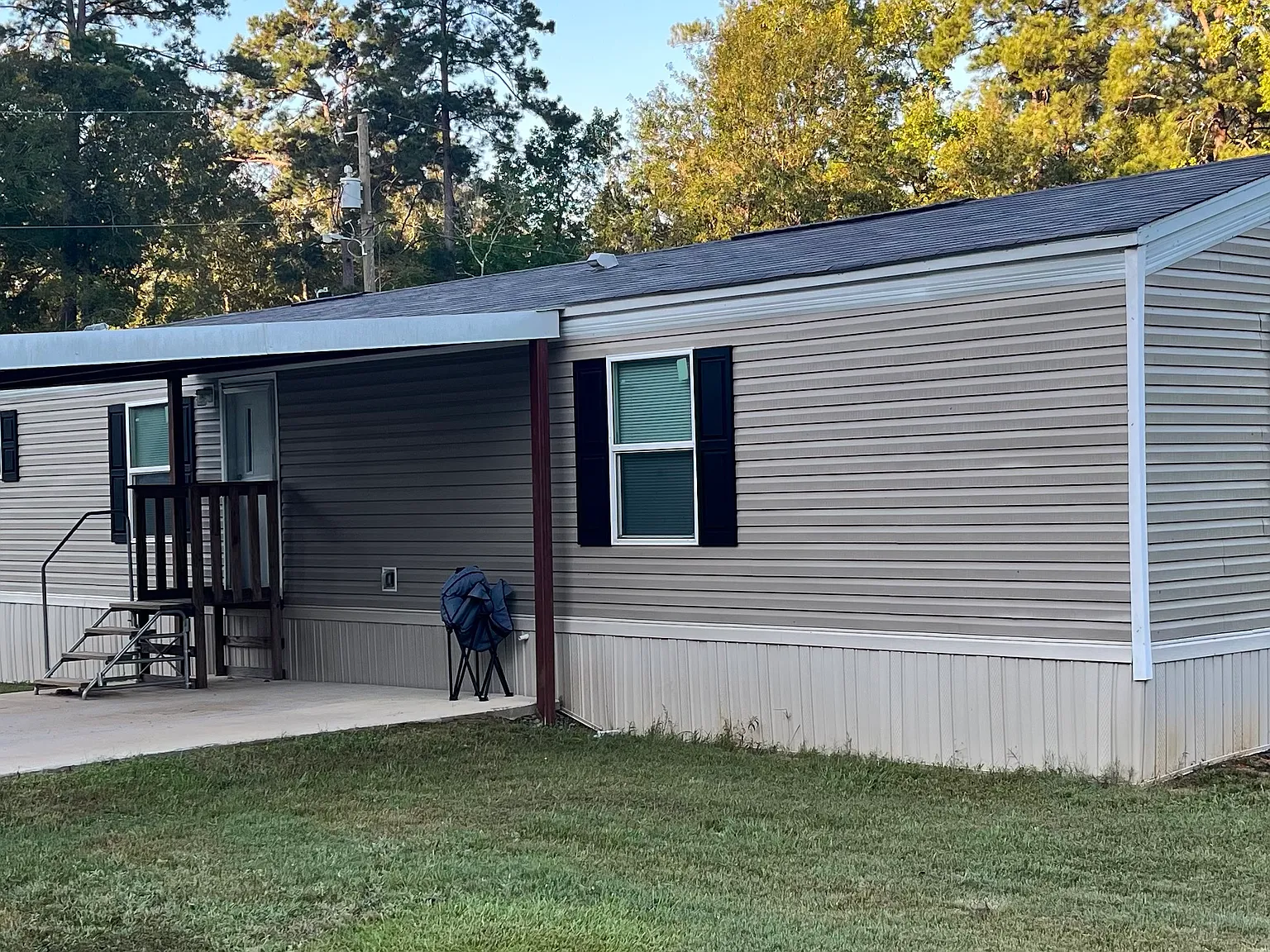 3 bed, $1,100 — Photo 2