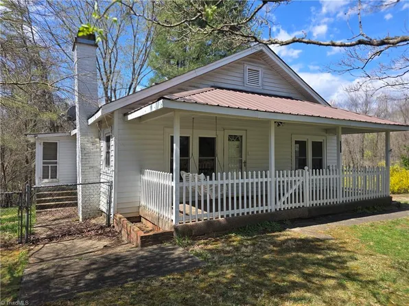 191 Union Methodist Ch Rd, North Wilkesboro, NC 28659