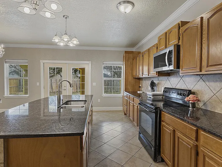 7559 Glen Mont Dr — Photo 18