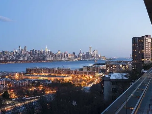 301 Adolphus Avenue image 6 of 20