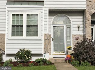 112 Yellowwood Ct, Collegeville, PA 19426