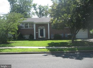930 Grenville Dr, Turnersville, NJ 08012