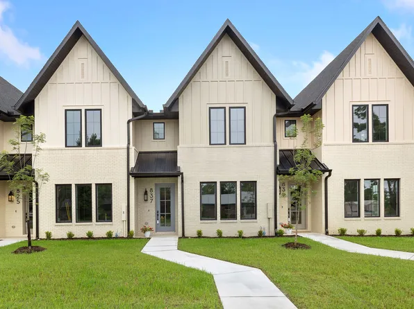 825 NW 14th St, Bentonville, AR 72712