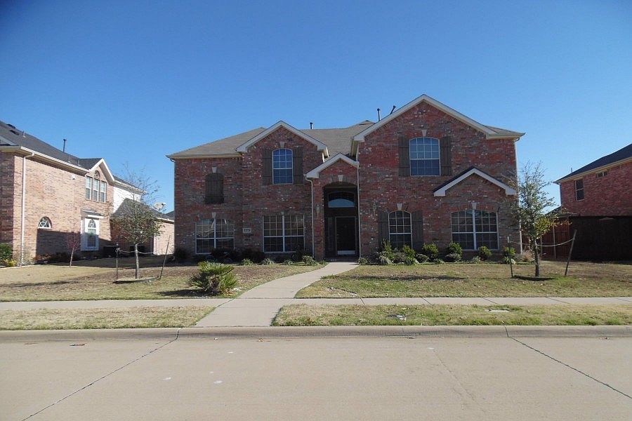 1st image of 13728 Plum Valley Dr