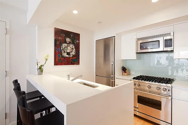 Rented by Douglas Elliman | media 5