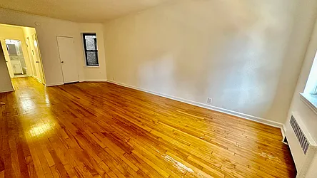 Rented by HOLTON REAL ESTATE INC.