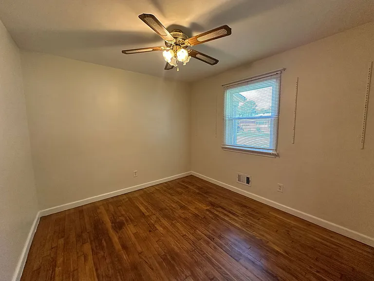 1408 Dermott Ave — Photo 19