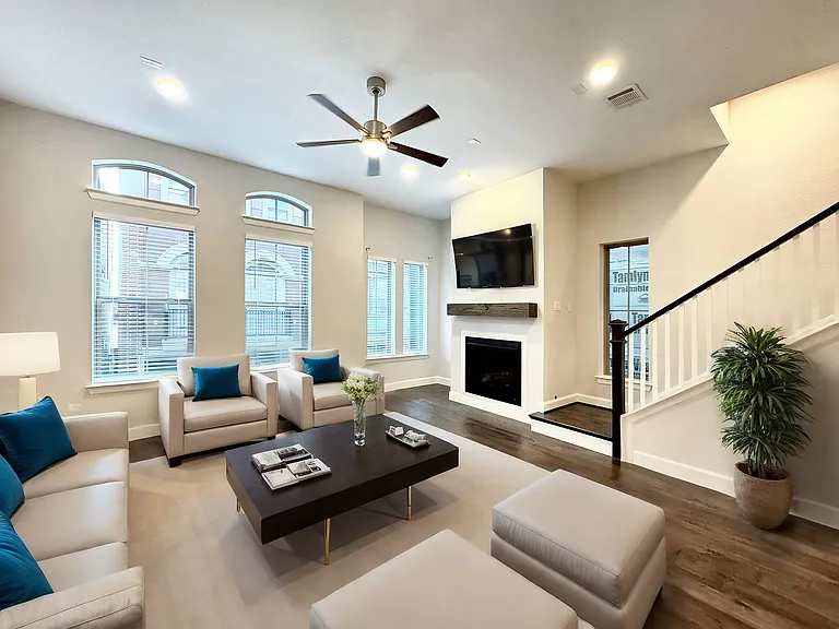 1367 Branchwood Pl — Photo 4