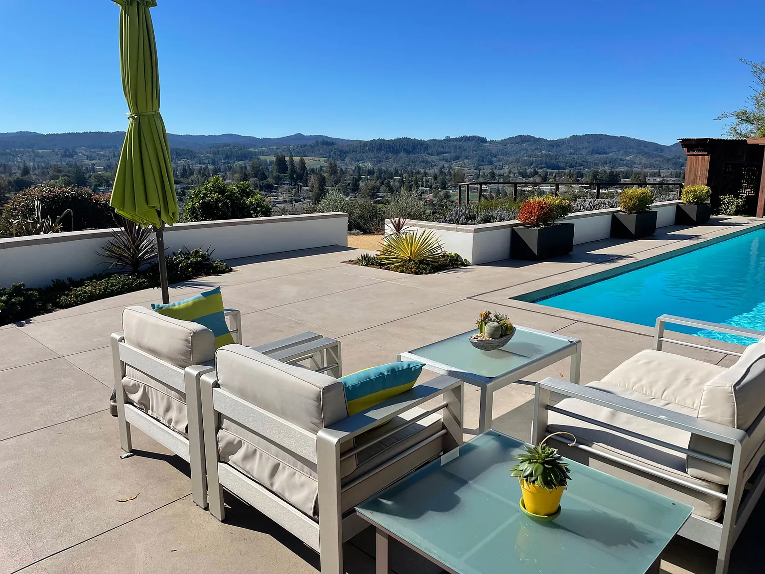 Samantha Ct, Healdsburg — Photo 3