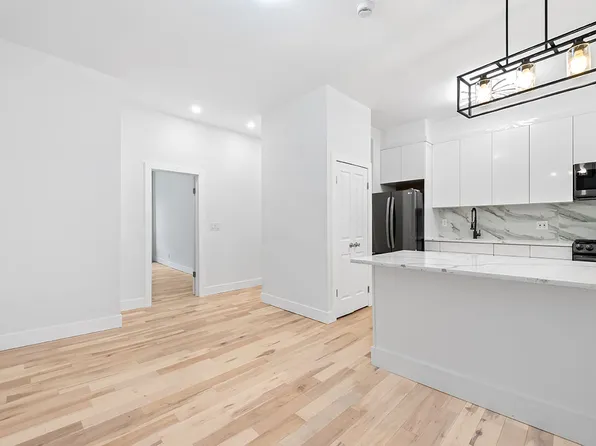 88 Brooklyn Avenue image 6 of 11